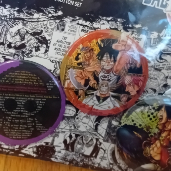 BNIB Bad Bunz Anime Japan Buttons Pins OnePiece Monkey D Luffy - Picture 5 of 9